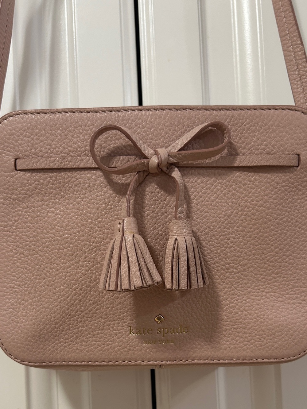 kate spade blush pink pebbled leather tassel crossbody